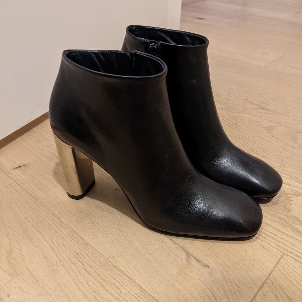 Celine black leather ankle boots EU36.5 US 6.5 never worn